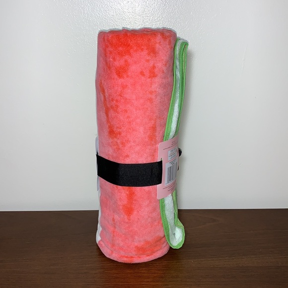 kate spade NY Beach Towel, 100% Cotton, 40” x 70” - Picture 5 of 16